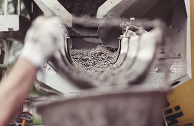 水電站大壩混凝土施工論文