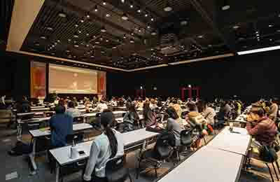 公務員演講追求